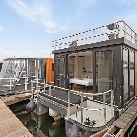 Luxurious Waterloft Near Beach And Centre By Weltevreden Experience Зеволде Экстерьер фото