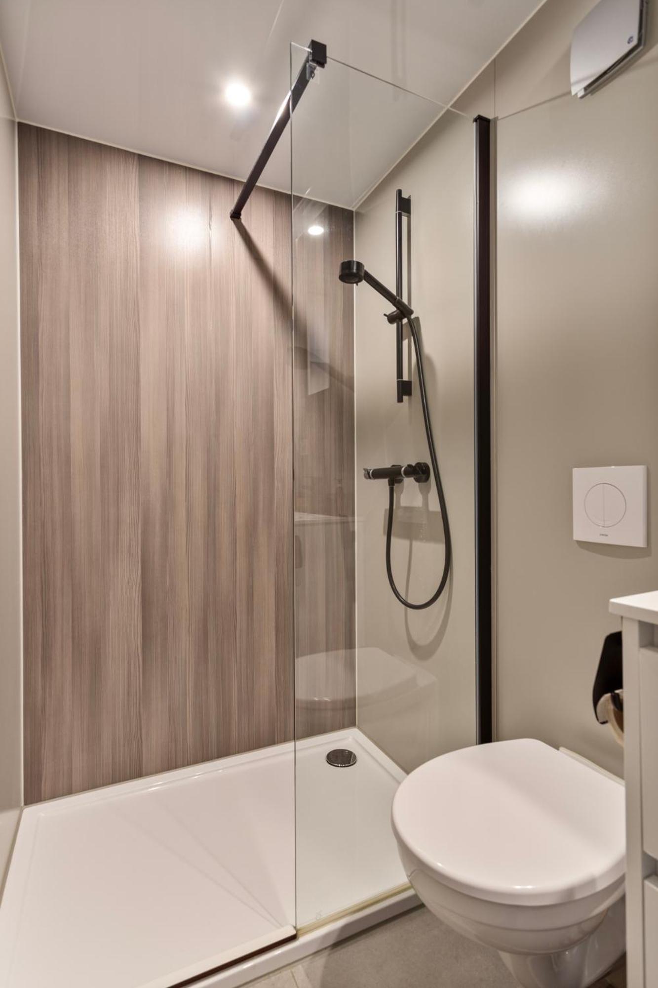 Luxurious Waterloft Near Beach And Centre By Weltevreden Experience Зеволде Экстерьер фото